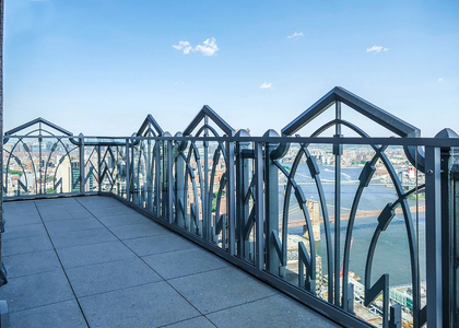 70 Pine Street - Photo 1