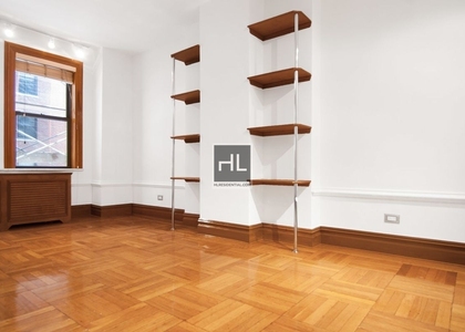 West 58th Street - Photo 1