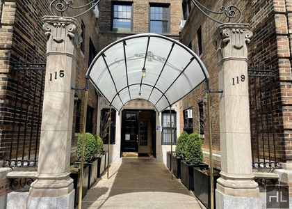 East 92 Street - Photo 1