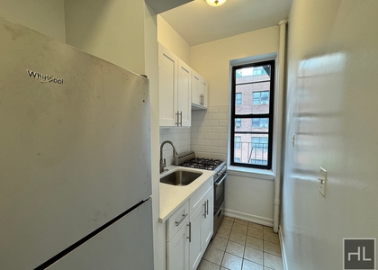 E 55 St - Photo 1