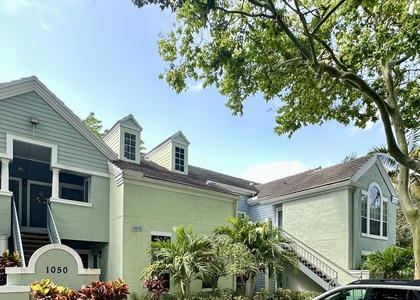 1050 Crystal Way - Photo 1