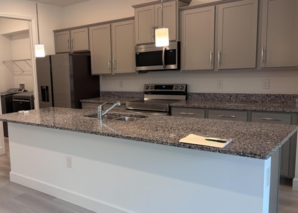 1255 Wadsworth Street Se - Photo 1