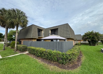 4709 47th Way - Photo 1