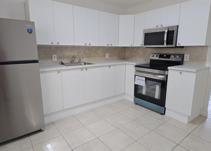 255 Sw 12th Street - Photo 1