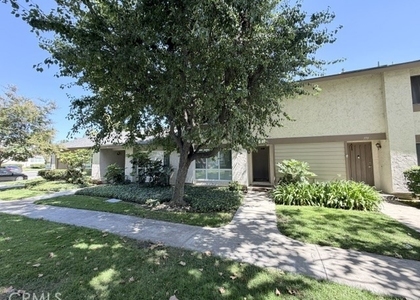 775 Hampshire - Photo 1