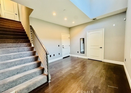 728 N Atlantic Boulevard - Photo 1