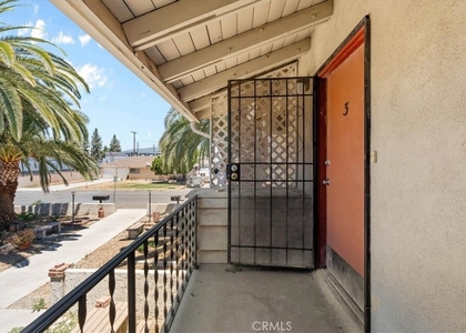5351 Maitland Ave., Unit 3 Str - Photo 1