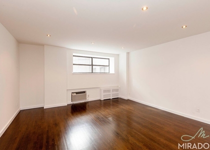 27 W 16th Street - Photo 1