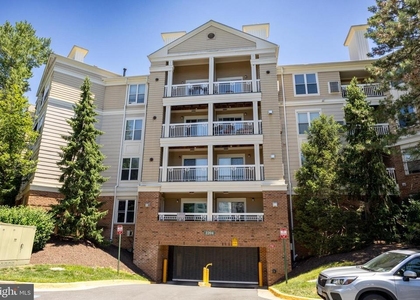 2204 Westcourt Lane - Photo 1