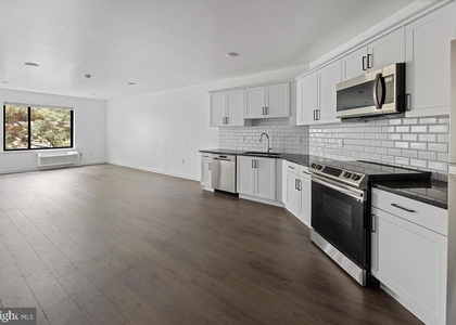 404 Fountain Street - Photo 1