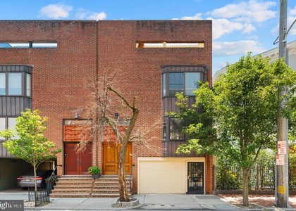830 Lombard Street - Photo 1