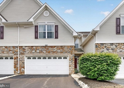 261 Concord Place - Photo 1