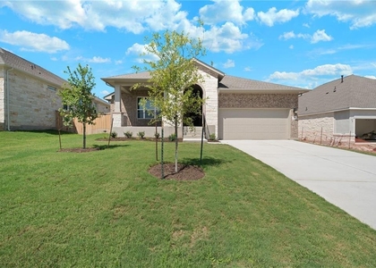 136 Osceola Dr - Photo 1