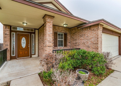 13620 Lyndon B Johnson St - Photo 1