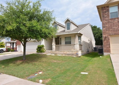 1303 Horseshoe Ranch Dr - Photo 1