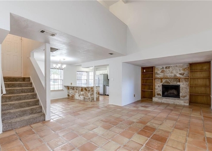 4200 Everest Ln - Photo 1