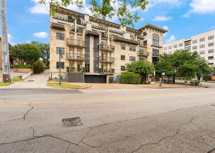 1812 West Ave - Photo 1