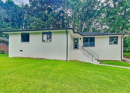 360 Simpson Terrace Nw - Photo 1