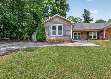 1929 Cooper Landing Drive Se - Photo 1