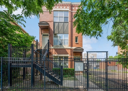 2030 W Warren Boulevard - Photo 1