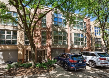 2365 N Wayne Avenue - Photo 1