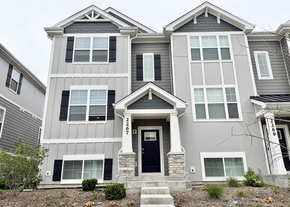 2267 Glacier Street - Photo 1