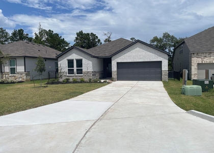 545 Shoreview Drive - Photo 1
