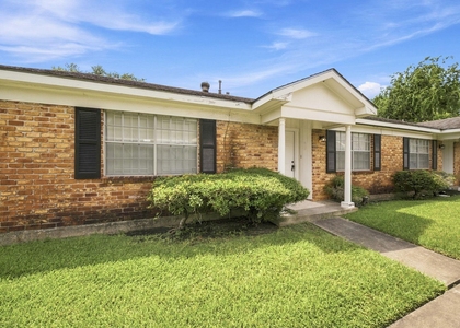 5806 Clarewood Drive - Photo 1