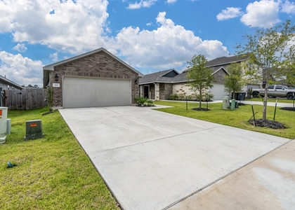 219 Charles Ridge Drive - Photo 1