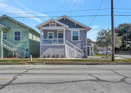 2124 35th Street - Photo 1