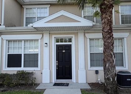 105 Turpial Way - Photo 1