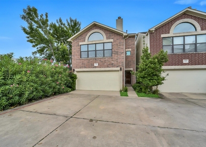 650 Westcross Street - Photo 1