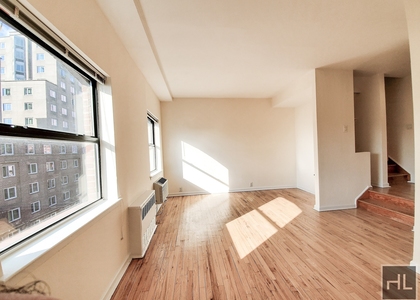 East 12th Street - Photo 1