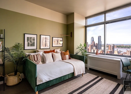 West 47th Street - Photo 1