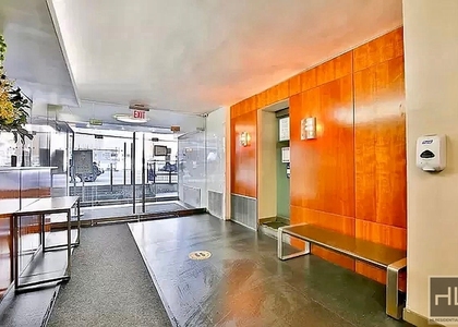 East 36 Street - Photo 1