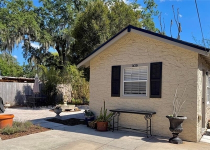 1618 Park Lake Street - Photo 1