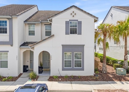 298 Captiva Drive - Photo 1