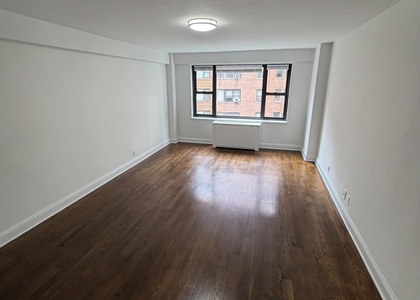 East 56th Street - Photo 1