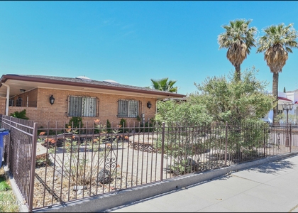 3030 Aurora Avenue - Photo 1
