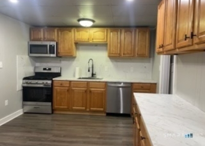 33 Holbrook Street - Photo 1
