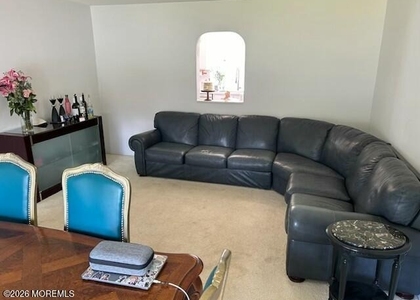 544 Trenton Avenue - Photo 1