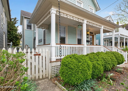 142 Heck Avenue - Photo 1