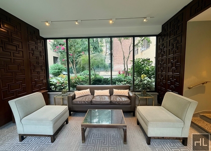 East 49 Street - Photo 1