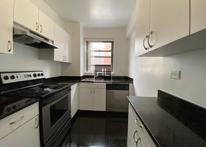 East 69 Street - Photo 1