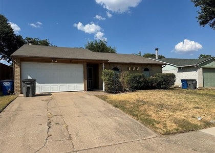 563 Oldbridge Drive - Photo 1