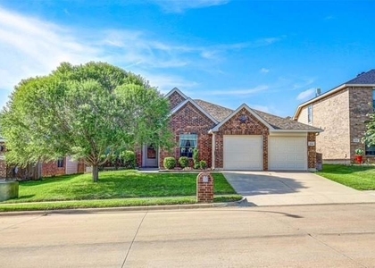 544 Bent Oak Drive - Photo 1