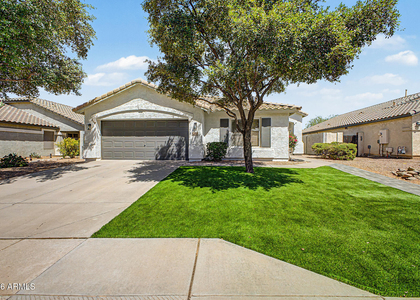 10202 E Juanita Avenue - Photo 1