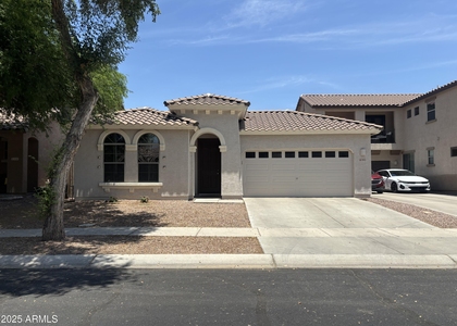 3942 E Claxton Avenue - Photo 1
