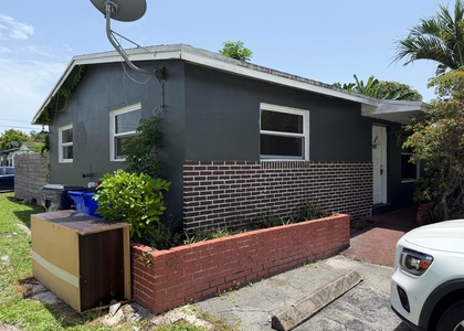 5900 Garfield Street - Photo 1