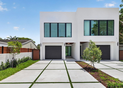 704 Sw 9th Street - Photo 1